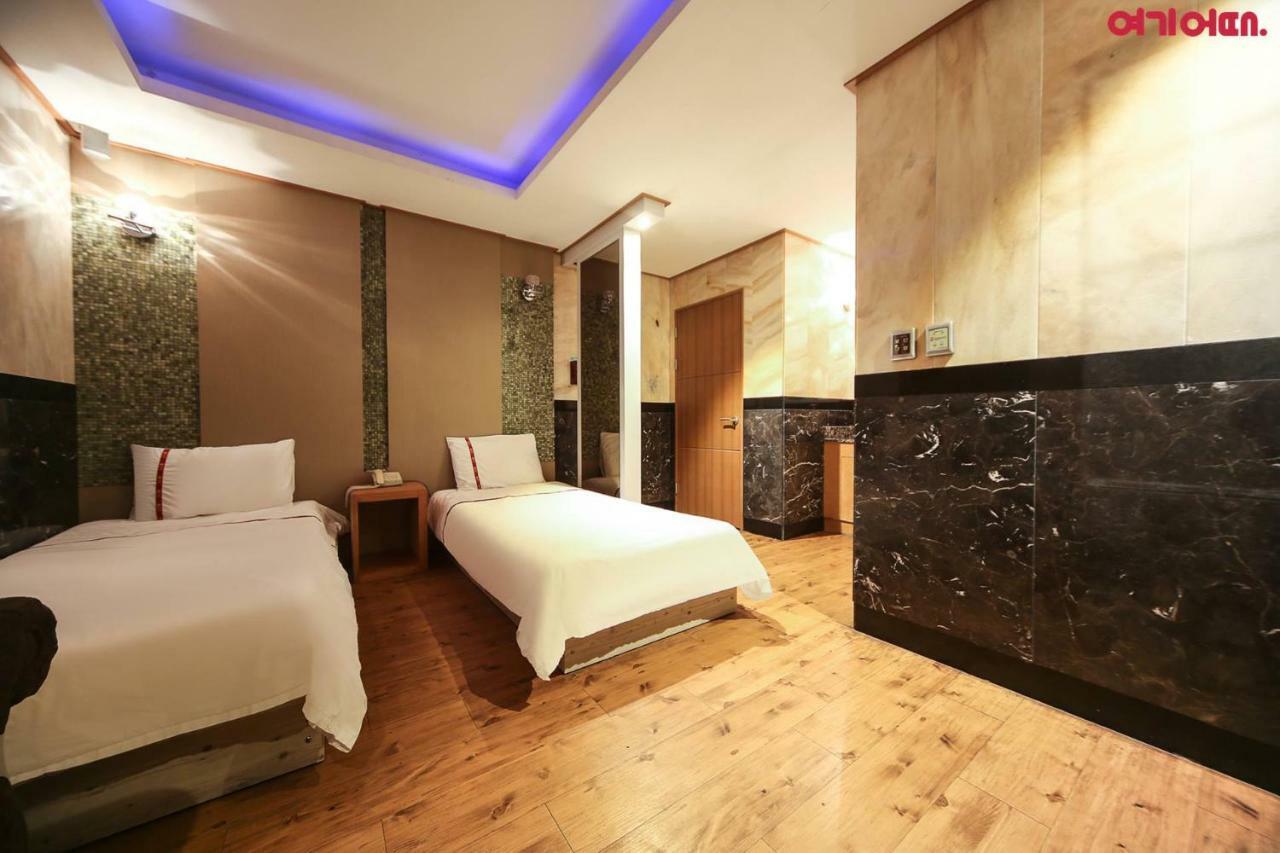 Signature Hotel Seoel Buitenkant foto